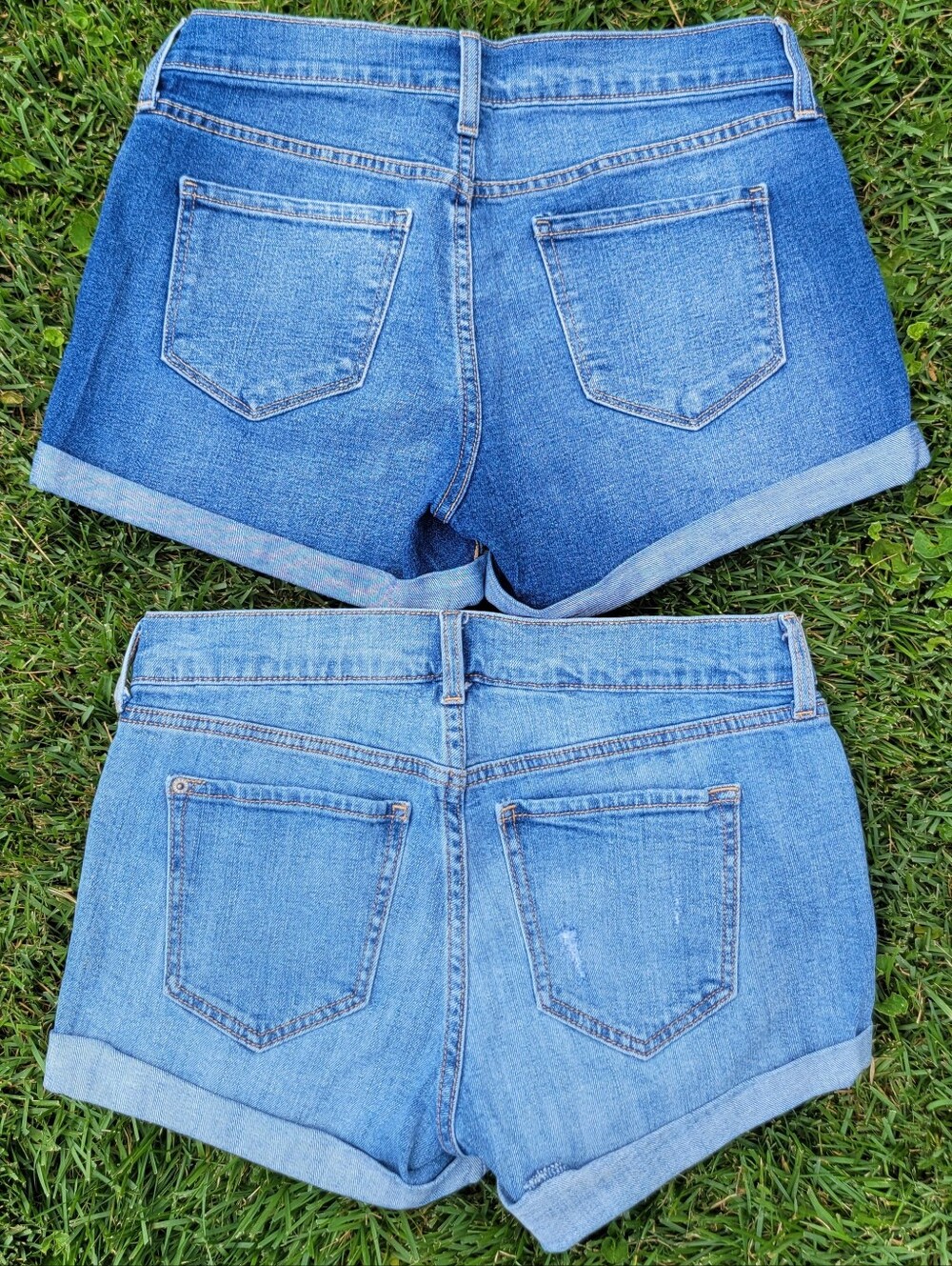 Set of Two Old Navy Boyfriend Shorts, Womens Size 2, Rolled Hem, Measures 29W - Picture 3 of 10